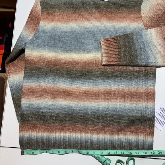 BNWT Topman Fluffy Ombré Sweater - Picture 6 of 7